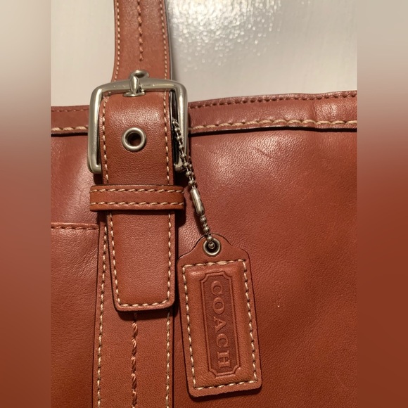 Coach Hampton Vintage Cognac Smooth Leather Tote Shoulder Bag - Picture 3 of 16
